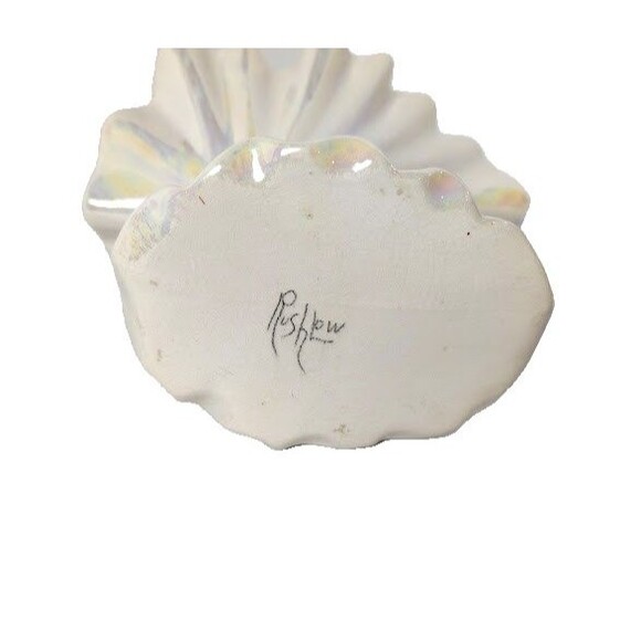 White Iridescent Flower Vase Signed Rush Low Swirl Ruffled Edge - Picture 5 of 5
